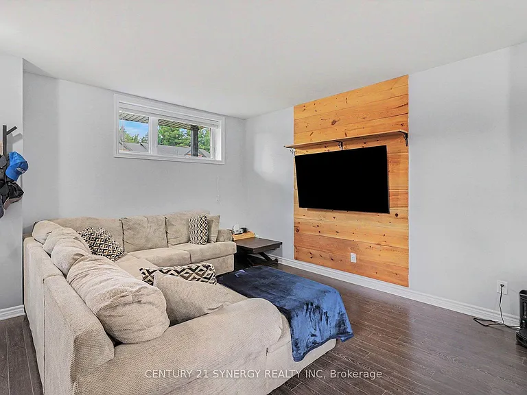 251 Capri Ave #4 — Photo 9