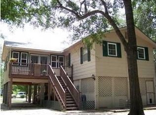 461 Cardinal Ln, Cottageville, SC 29435