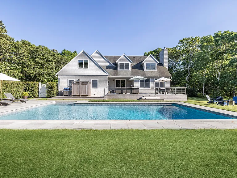 10 Knoll Ln — Photo 12