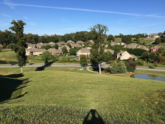 2nd image of 2838 Highland Glen Ct