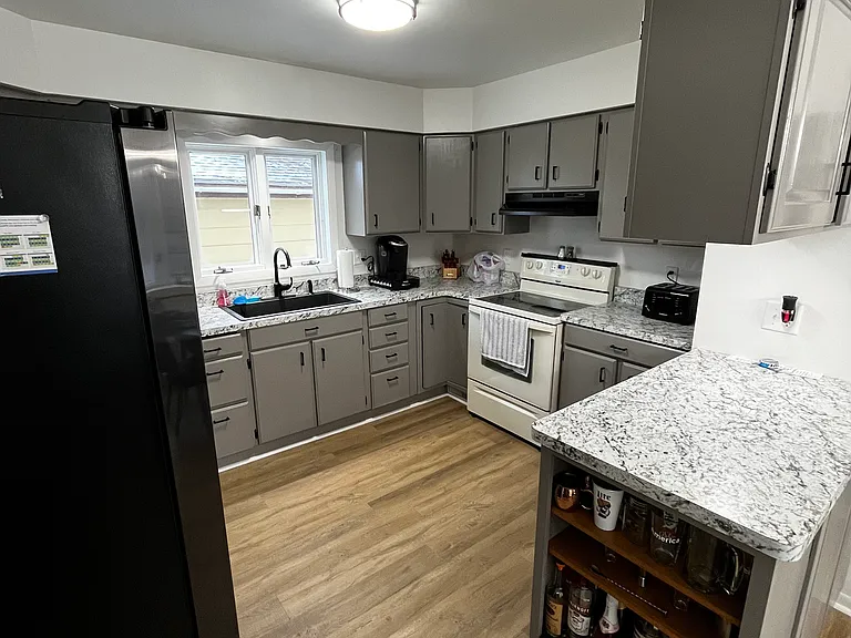 2115 Wiemann Ave — Photo 4
