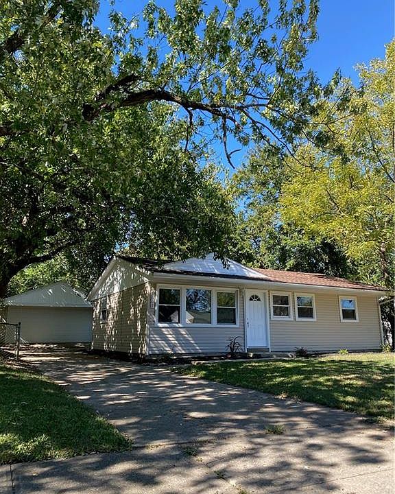 1st image of 1607 Honeybee Dr