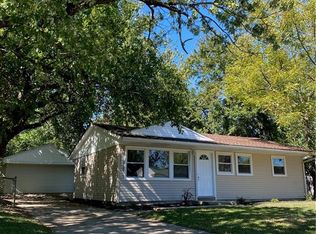 1607 Honeybee Dr, Dayton, OH 45417