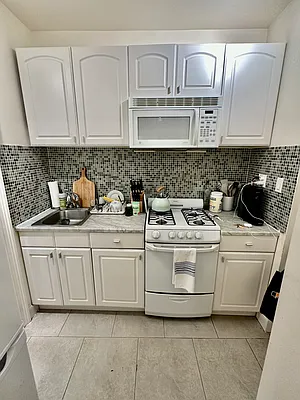 Rented by Living New York | media 8