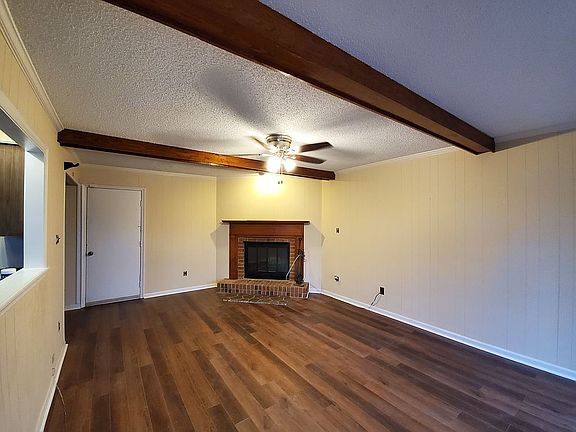 5th image of 4924 Fountain Hall Dr