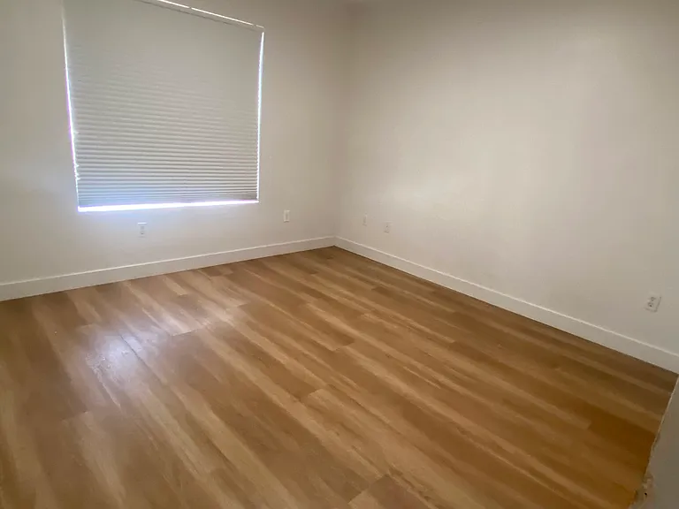 8070 W Russell Rd #1121 — Photo 14