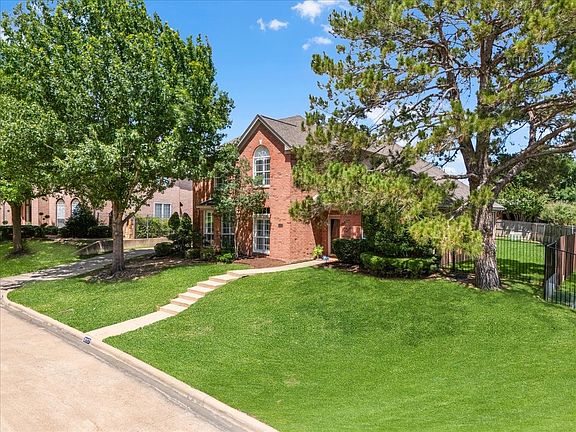 3rd image of 8117 Sun Meadows Ct