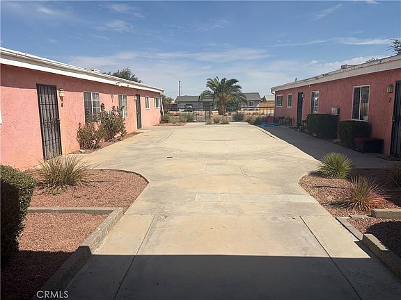 3rd image of 22129 Tehama Rd