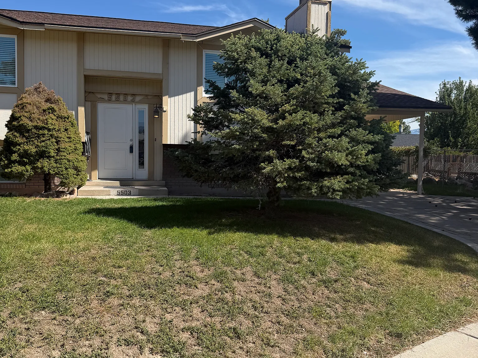 4 bed, 1844 sqft, $2,500 — Photo 2