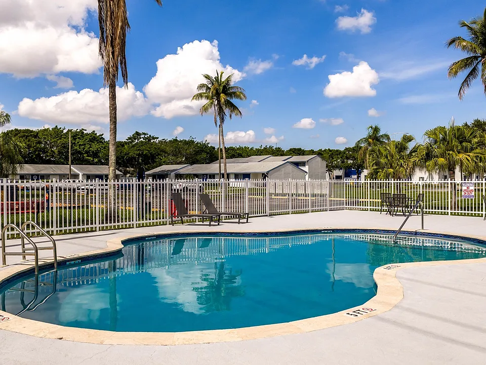 Spinnaker Landing Apartments