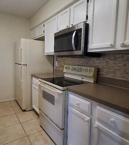 337 Kensington Lake Cir — Photo 5