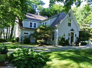 59 Shell St, Owls Head, ME 04854