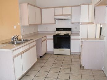 5th image of 8316 W Minnezona Ave