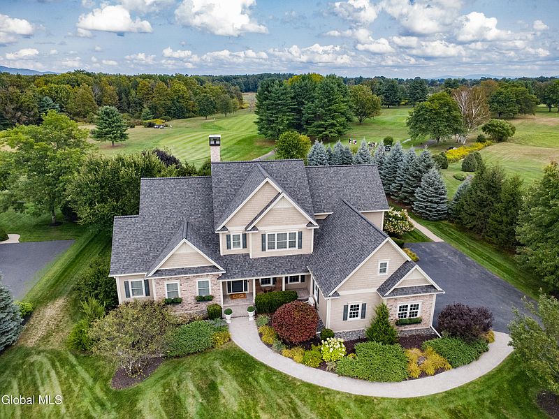 3rd image of 50 Grand View Drive