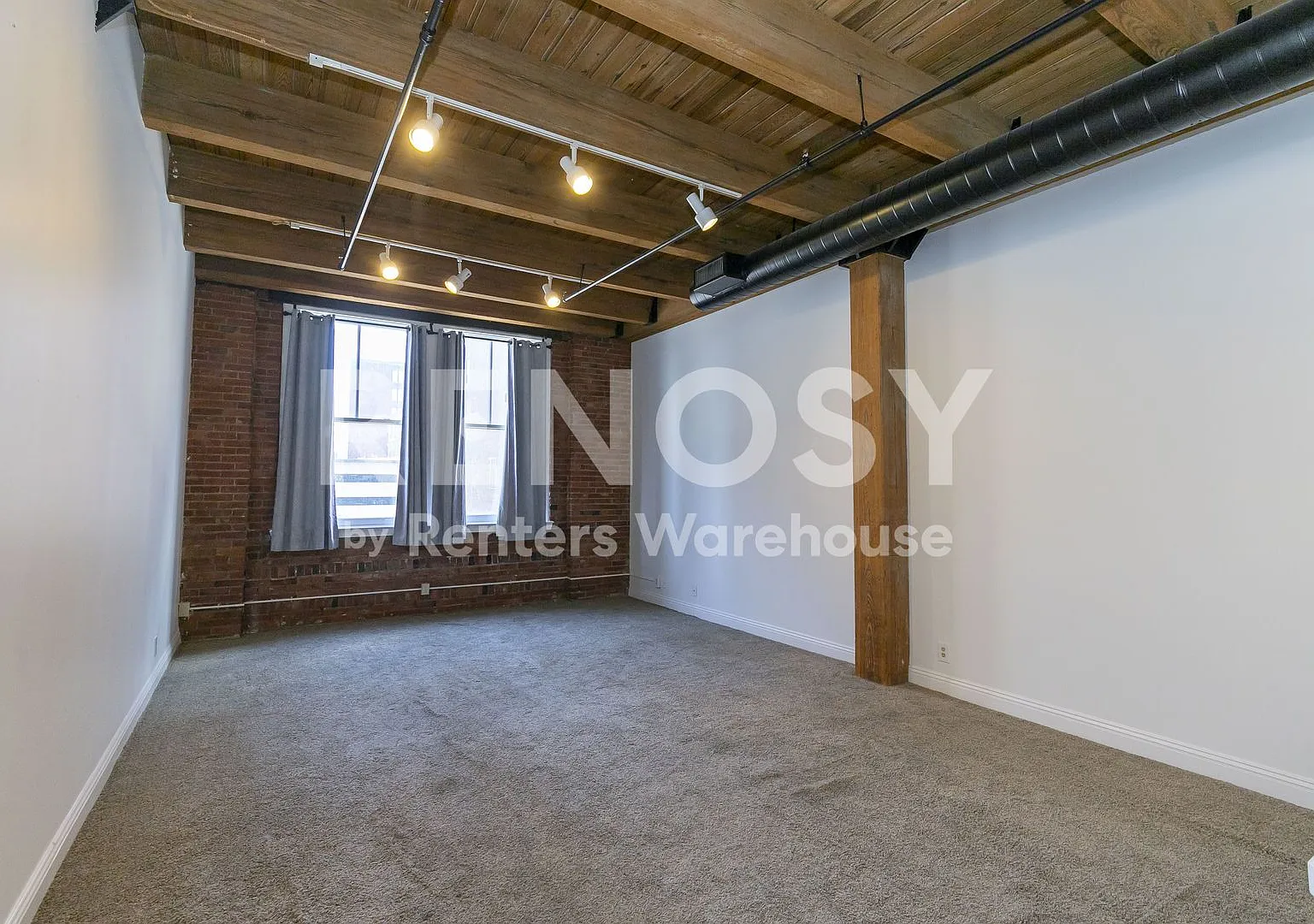 Studio Loft off Broadway — Photo 1