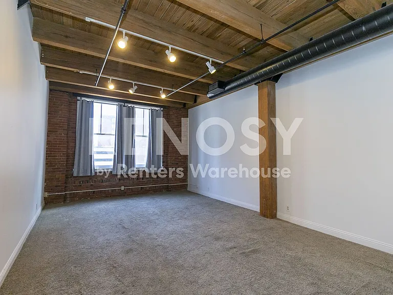 700 Broadway Blvd #210 — Photo 1