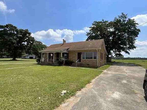 3rd image of 1018 Porter Rd