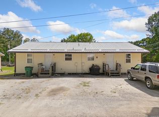 105 E Division Ave, Yellville, AR 72687