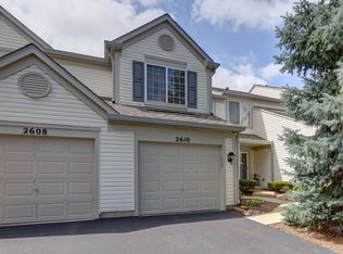 2610 Carrolwood Rd, Naperville, IL 60540