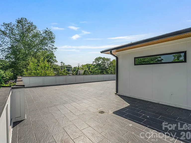 3008 Holt St — Photo 43