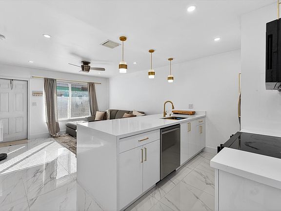 2nd image of 883 NE 33rd Street