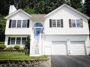 14 Sherwood Rd, Worcester, MA 01602
