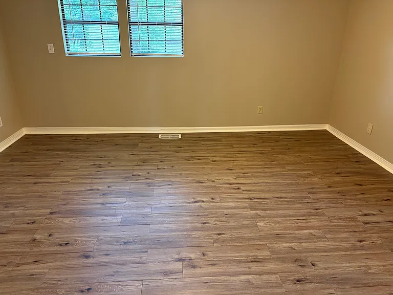 23 Lakeshore Dr #23 — Photo 8