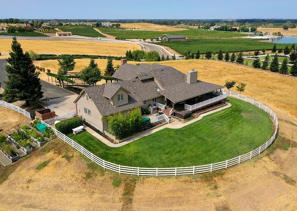 2nd image of 12501 Simpson Ranch Ct
