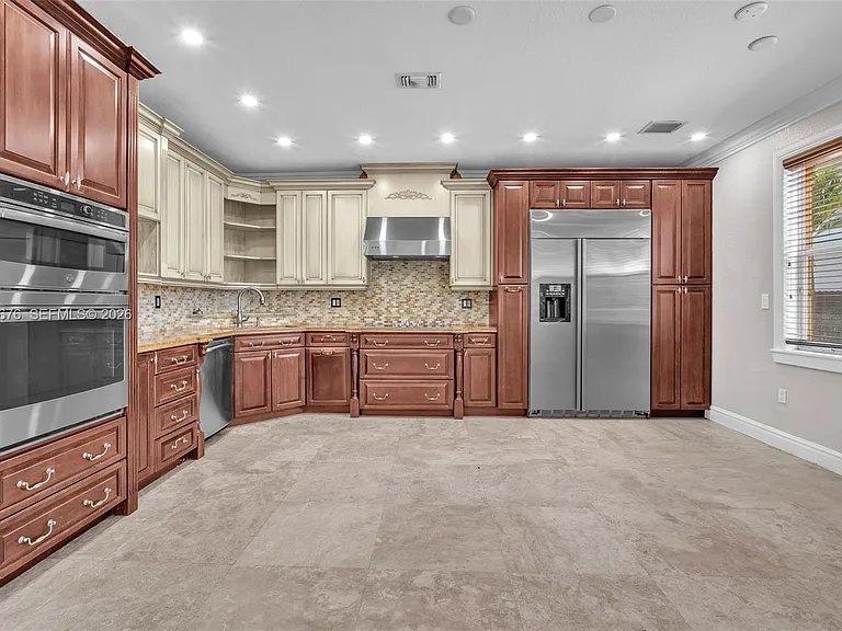 2155 SW 156th Ct — Photo 22