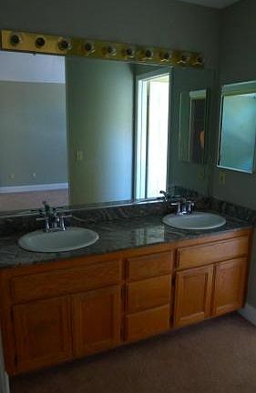 4th image of 8301 Fountainhead Ct