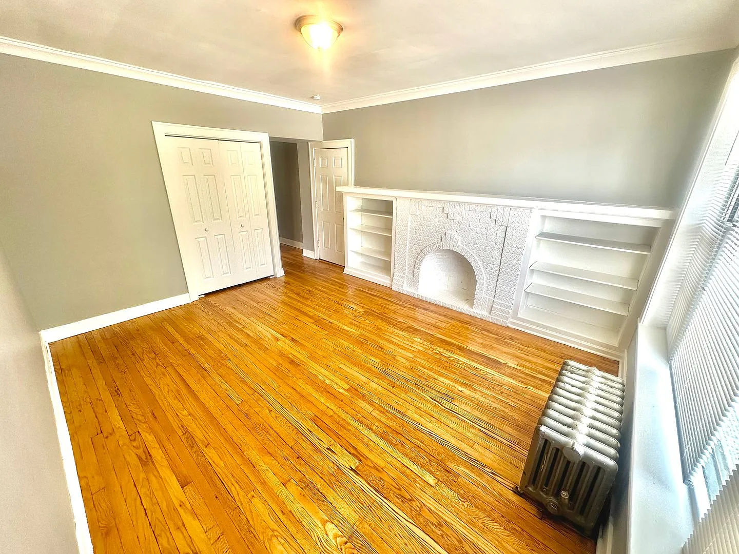 2 Bedroom apartment — Photo 2
