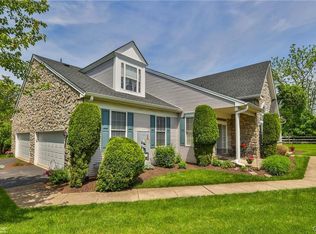 1891 Caryn Dr, Hellertown, PA 18055