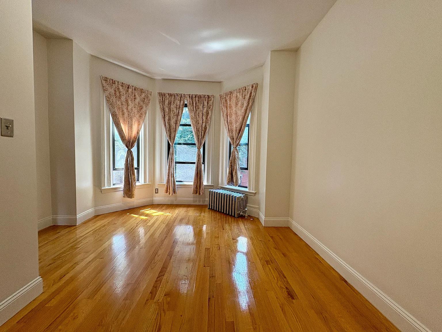 1 bed, 800 sqft, $3,400 — Photo 4