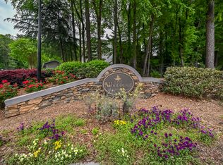 4009 Woodridge Way, Tucker, GA 30084