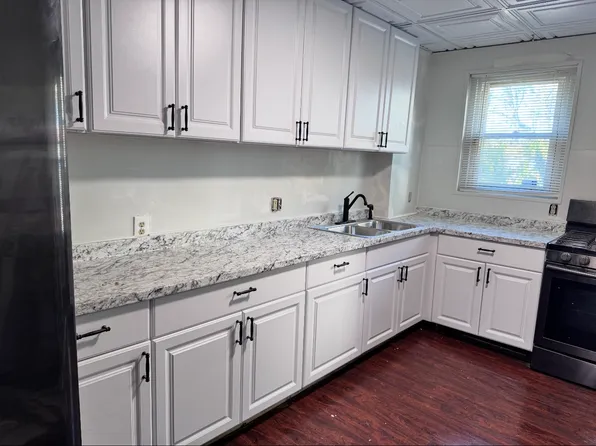 527 Harrison St, Allentown, PA 18103