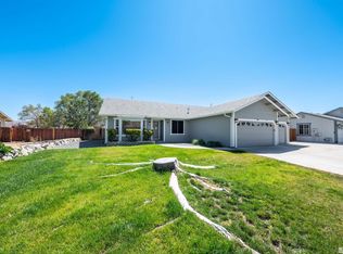 940 Red Falcon Way, Sparks, NV 89441