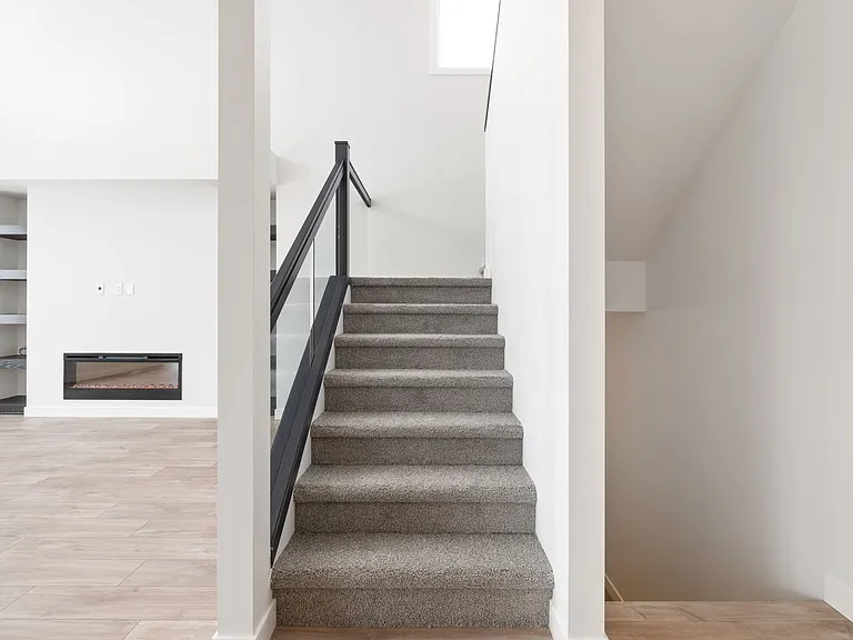343 Yellow Moon Cres — Photo 14