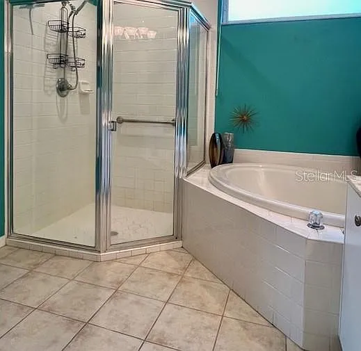 9611 Castle Point Dr #916 — Photo 35