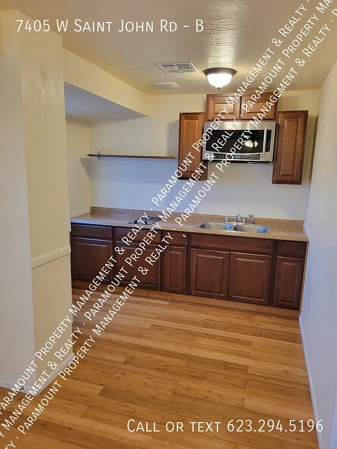 One bed/one bath ready for immediate move in! — Photo 3