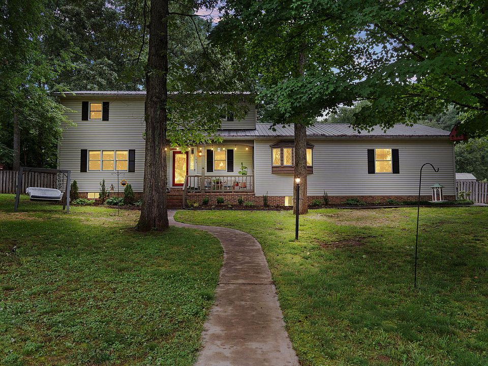 1st image of 163 Mapleton Forest Dr NW