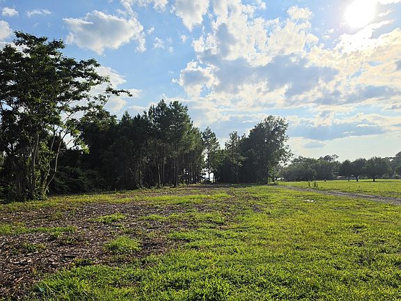 2nd image of 843 Highway 101 LOT 3