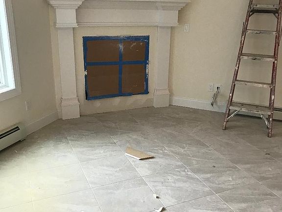 3rd image of 41 Ramblewood Ave