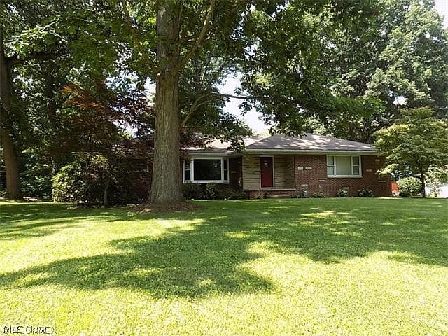 1st image of 5730 Sherwood Forest Dr
