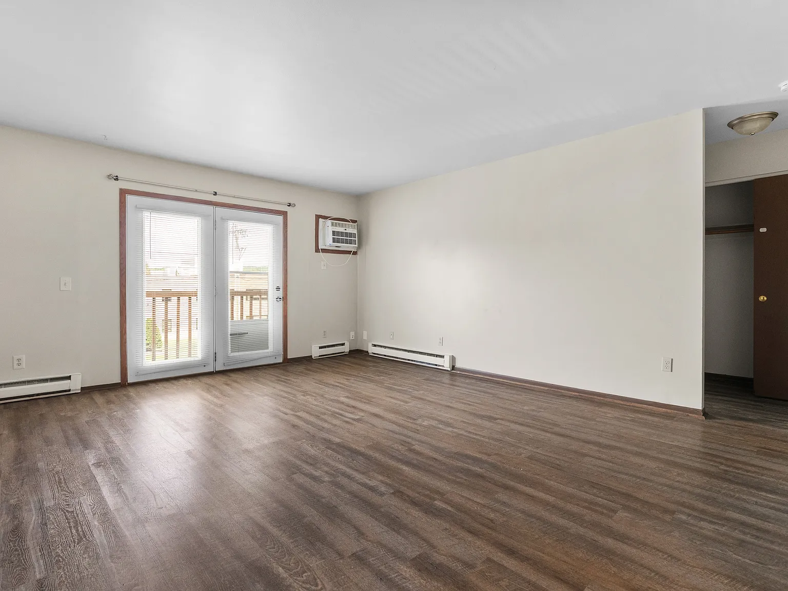 1120 19th Street - 5 — Photo 2