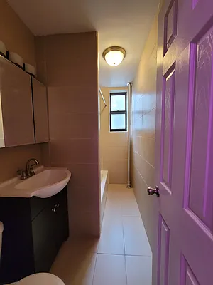 Rented by R New York | media 16