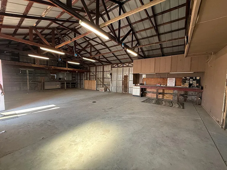 8897 Jacobs Ave — Photo 32