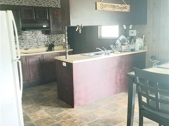 5th image of 1304 Karen Dr