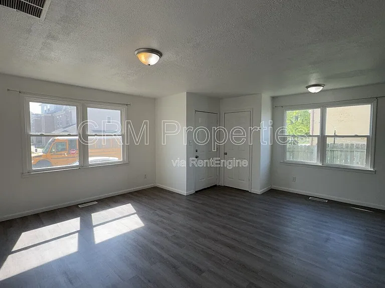 1411 N Courtland Ave — Photo 5