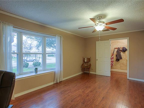 4th image of 3314 Matador Dr