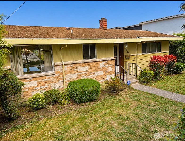 2nd image of 5919 19th Ave S